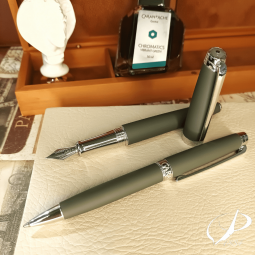 Stylos Leman Caran d'Ache Gris