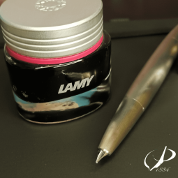 Stylo plume Lamy 2000
