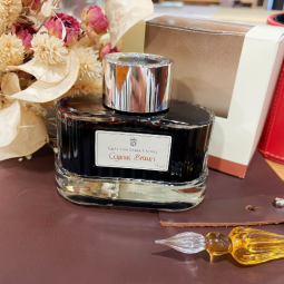 Encre pour stylo plume Graf Von Faber Castell chez Perreyon 1884 à Lyon.