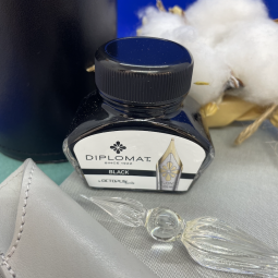 Encre Diplomat Black chez Perreyon 1884 à lyon.