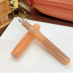 Stylo plume Kaweco Frosted Sport chez Perreyon 1884 à Lyon.