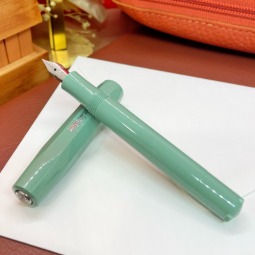 Stylo plume Kaweco Collection chez Perreyon 1884 à Lyon.