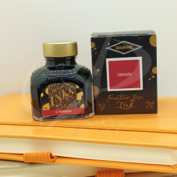 Encre Diamine Crimson pour stylo plume chez Perreyon 1884 à Lyon.