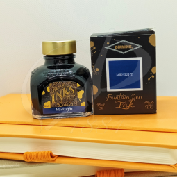 Encre Diamine Midnight pour stylo plume chez Perreyon 1884 à Lyon.