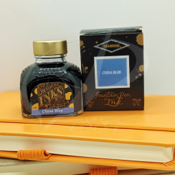 Encre Diamine China Blue pour stylo plume chez Perreyon 1884 à Lyon.